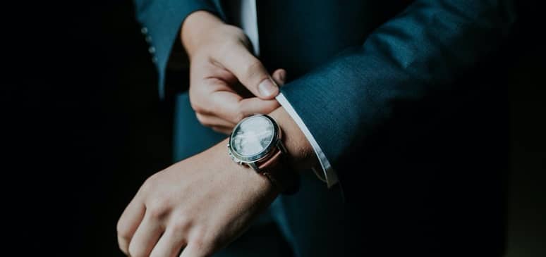 vistiendo relojes guanqin